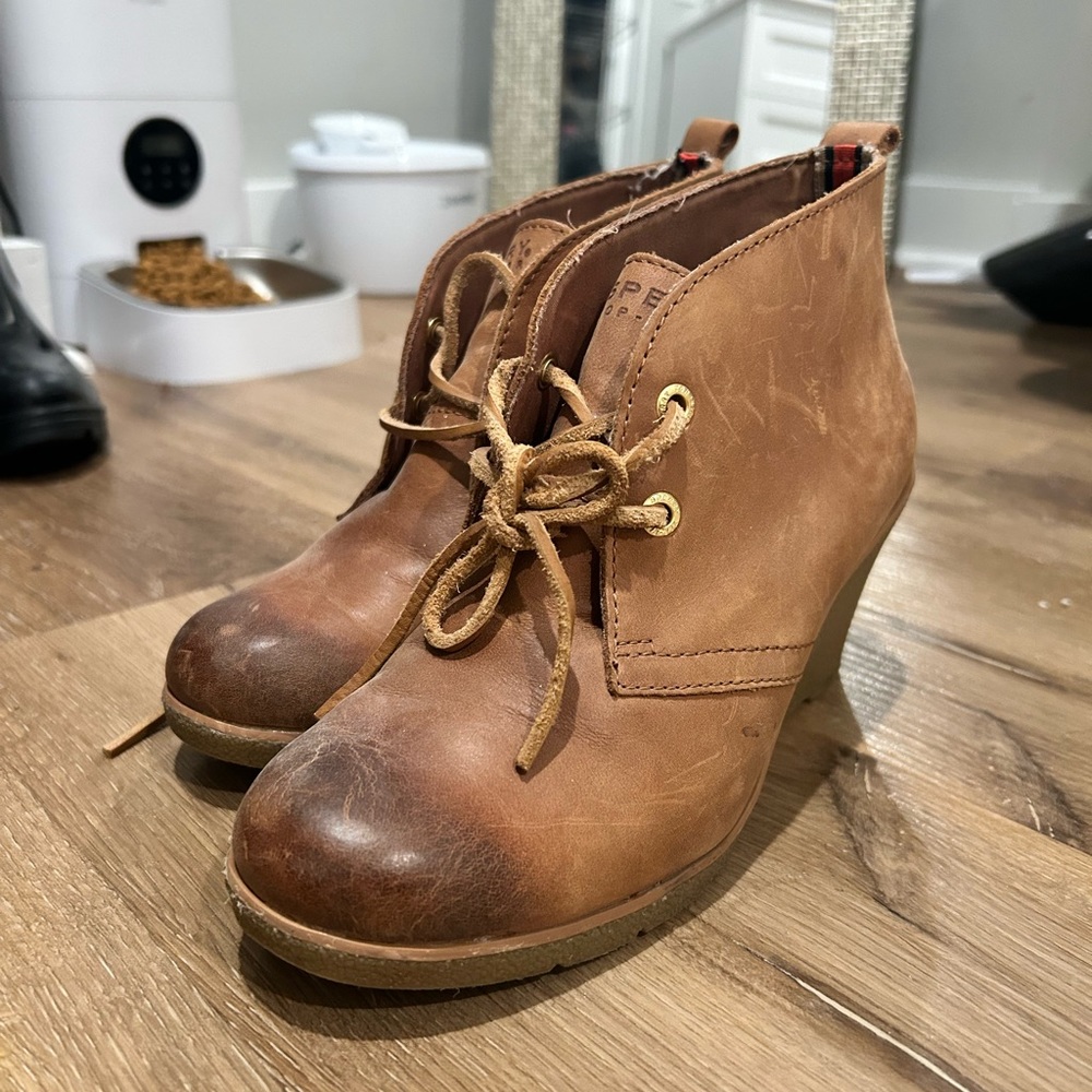 Sperry wedges